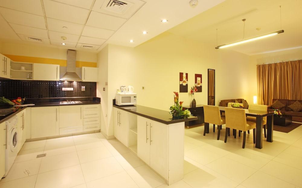 Royal Ascot Hotel Apartment - Kirklees 2 Dubai Exterior photo