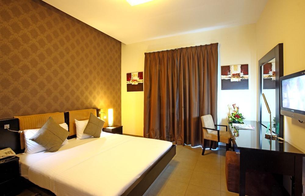 Royal Ascot Hotel Apartment - Kirklees 2 Dubai Exterior photo