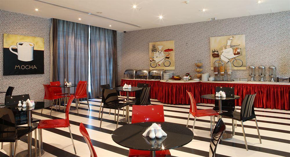 Royal Ascot Hotel Apartment - Kirklees 2 Dubai Exterior photo