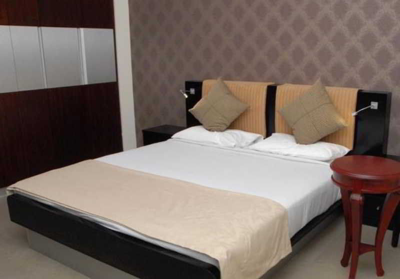 Royal Ascot Hotel Apartment - Kirklees 2 Dubai Exterior photo