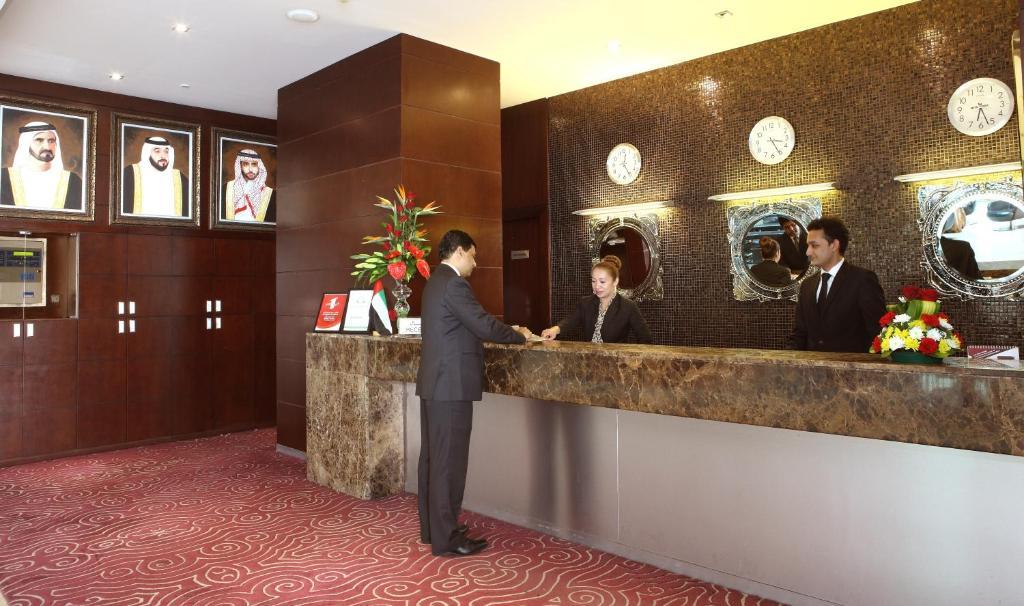 Royal Ascot Hotel Apartment - Kirklees 2 Dubai Exterior photo