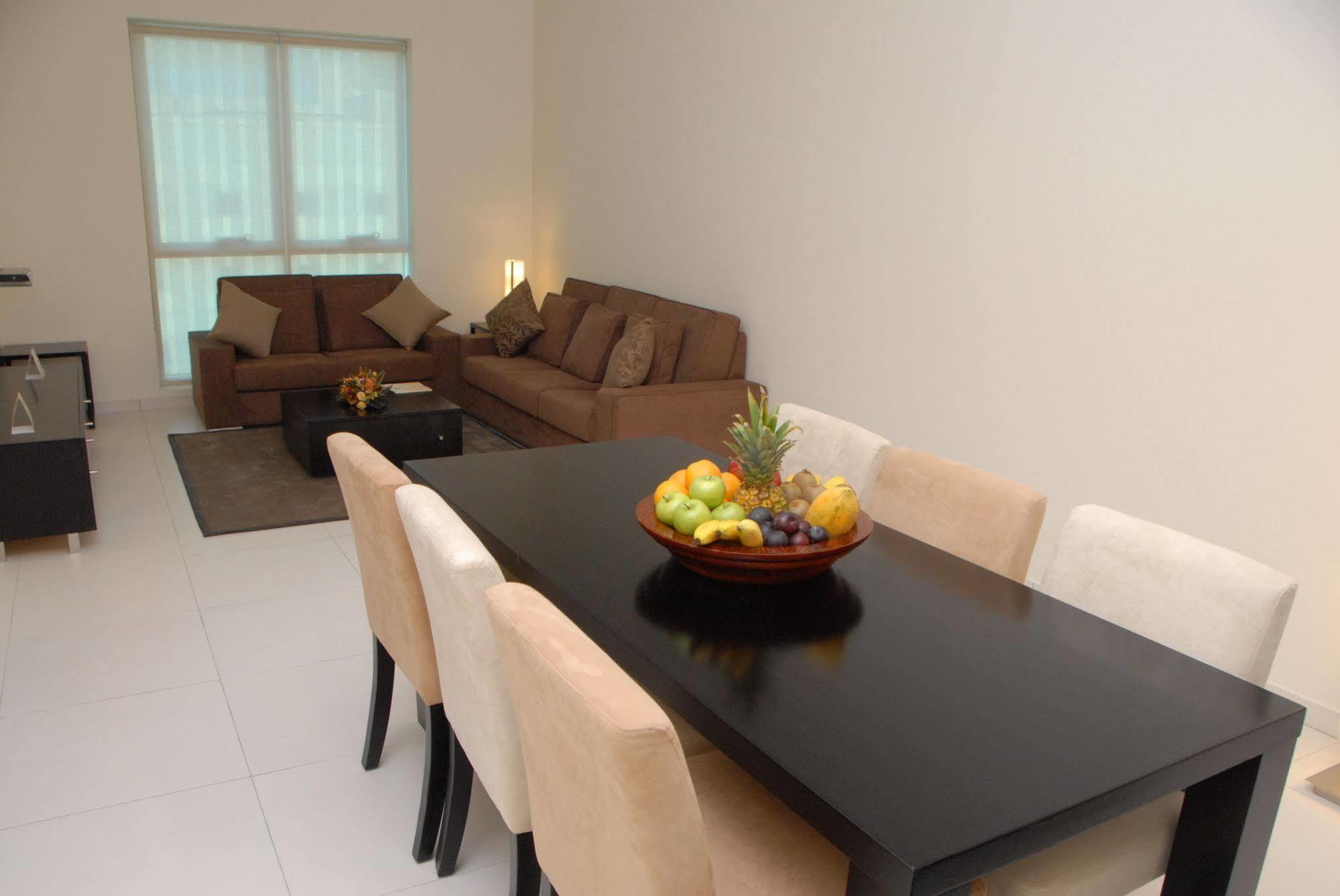Royal Ascot Hotel Apartment - Kirklees 2 Dubai Exterior photo
